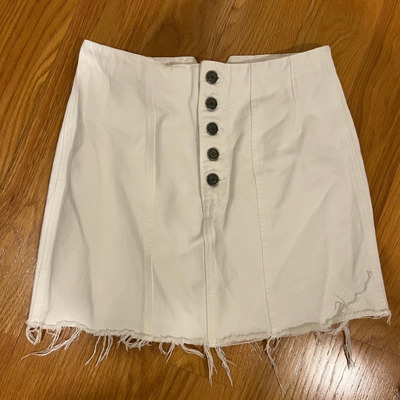NWOT revolve grlfriend white button up skirt 🤍 - Picture 2 of 4